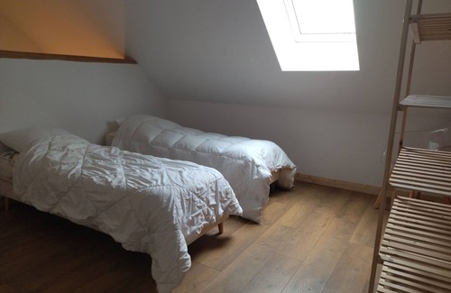 Pleguien Apartment | À 5 Minutes de la mer , Appartement Tout Confort Dans une Longère en Pierre