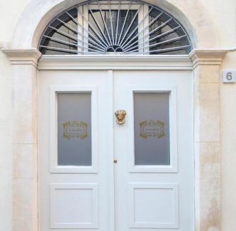 Noto Historic Centre Apartment | à Marchisa -Noto-