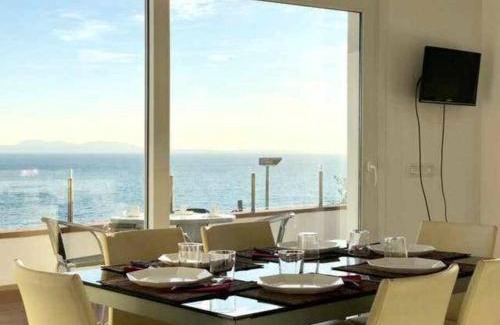 Almadraba-Canyelles Apartment | Ático Almadrava