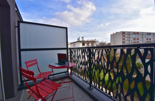 Aubervilliers Apartment | Écho Parisien