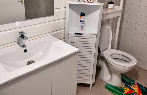 Bas du Fort Apartment | Évation Tropicale : Appartement Neuf Cosy à 100 Mètre de la Plage du Gosier