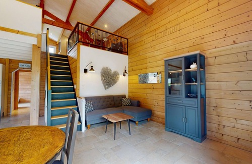 Saint-Maixent-sur-Vie Ski Chalet | Ô Cœur du Bois
