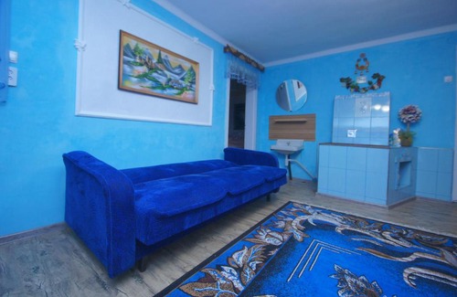 Yasinya House | Аня Рома