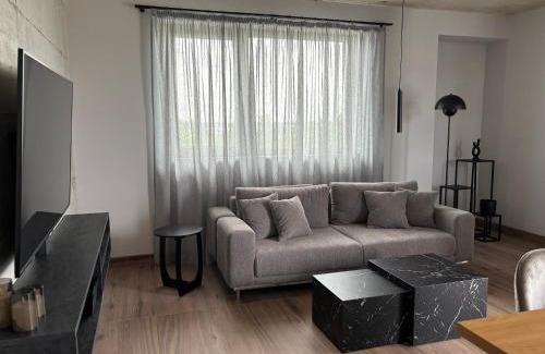 Dobrich Apartment | Апартамент САМИ