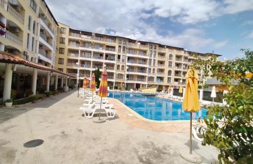 Sunny Beach Apartment | Апартхотел Роял Дриймс