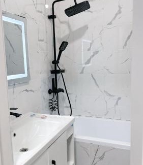 Oskemen Apartment | Вид на парк