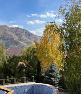 Yusufhona House | Дача на Чарваке Юсуфхона