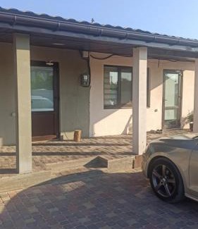 Kobelyaky House | Дачний будинок