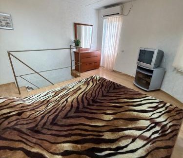 Chornomorsk House | Домик у Черного моря