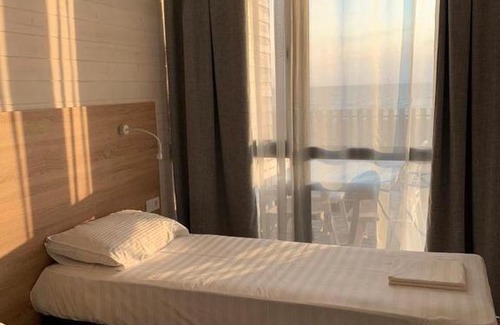 Dolzhanskaya Apartment | Ейская усадьба в Должанской