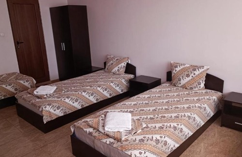 Dalgopo House | Запряновата къща