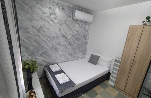 Lyaskovo House | Каламанди