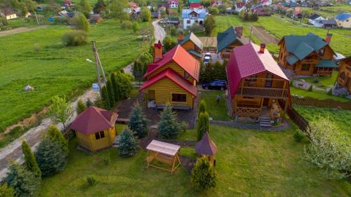 Skhidnytsya Cabin | Котедж Ватра
