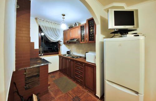 Skhidnytsya Cabin | Котедж Ватра
