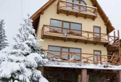 Yablunytsya House | Котедж Яблуниця