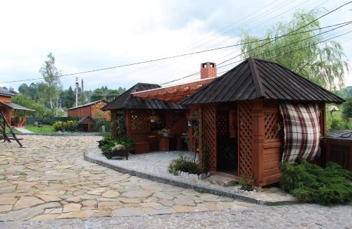 Yasinya Hotel | Коттедж "Пятое Колесо" 1