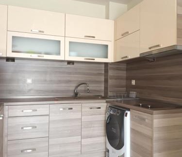 Golden Sands Hotel | ЛУКСОЗЕН АПАРТАМЕНТ В 4 звезден хотел