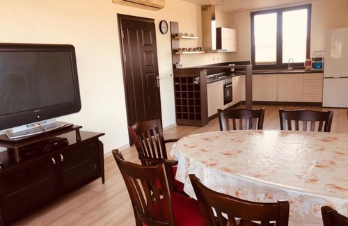 Tsigov Chark House | Разполага с тераса ВИЛА РЕЛАКС