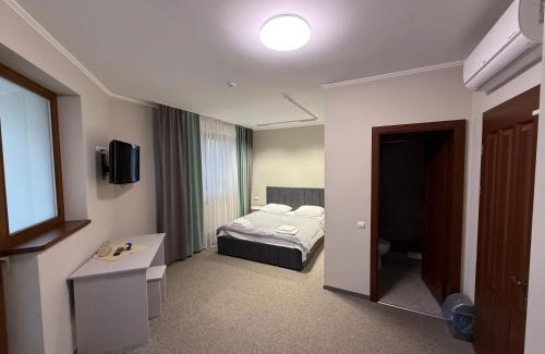 Berehove Hotel | Ресторан-Готель Шеркерт