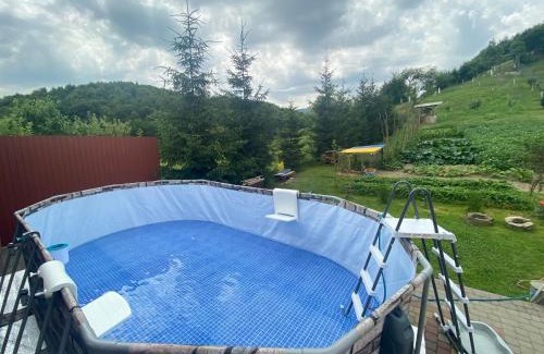Holubyne Apartment | Садиба У Дохтора Відпочинок у Карпатах