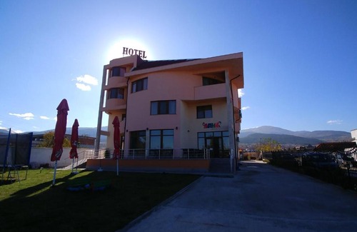 Lyaskovo Hotel | Семеен Хотел Дани