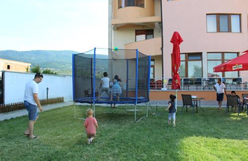Lyaskovo Hotel | Семеен Хотел Дани
