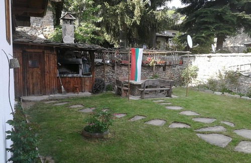 Kovacevica House | Слънчевата къща