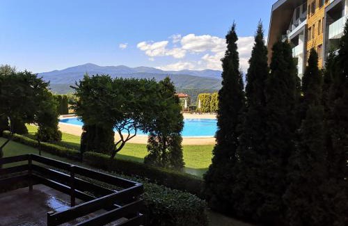 Razlog Apartment | Студио за трима, басейн, Aspen Golf Resort, Банско, Разлог
