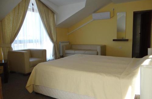 Old Town Hotel | Хотел Елица