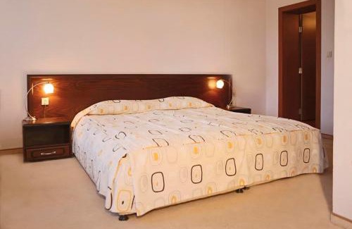 Vratsa Hotel | Хотел Кипарис, Враца