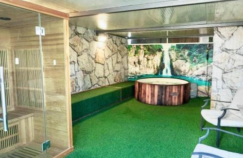 Qiryat Shemona Apartment | הצימר של אביבה - צימר לזוגות ומשפחות עם בריכה פרטית, סאונה וג'קוזי