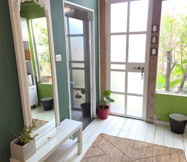 Or Akiva House | פלא - PELEH -KASHMIR -Quiet place 3 km from caesarea beach