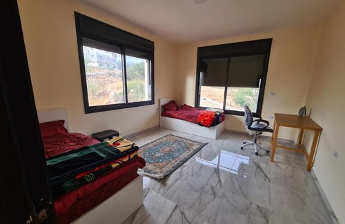 Ajloun Governorate Apartment | بيت في رأس منيف