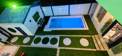 Ar Rayis Ski Chalet | شاليهات أوس الحجاز