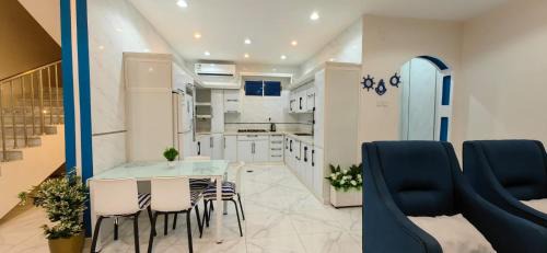 Ar Rayis Ski Chalet | شاليهات أوس الحجاز