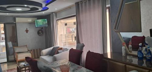Al-Muntazah Apartment | شقة الاحلام علي البحر مباشرتا