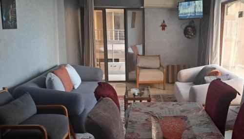 Al-Muntazah Apartment | شقة الاحلام علي البحر مباشرتا