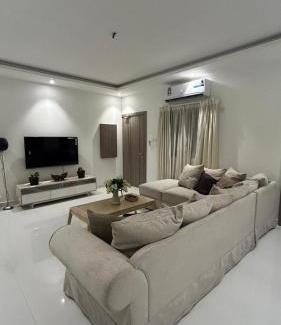 Muharraq Apartment | شقة فخمة مودرن