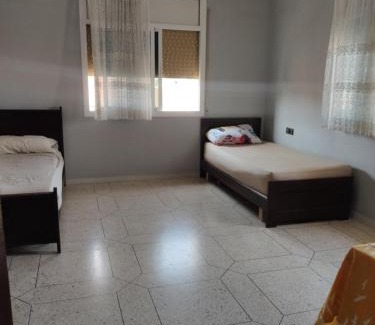 Hay Al Matar Apartment | غرفة للشخصين وحمام لا للمحرمات