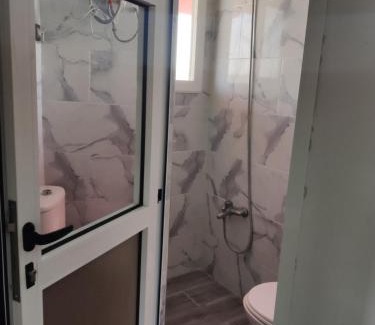 Hay Al Matar Apartment | غرفة للشخصين وحمام لا للمحرمات