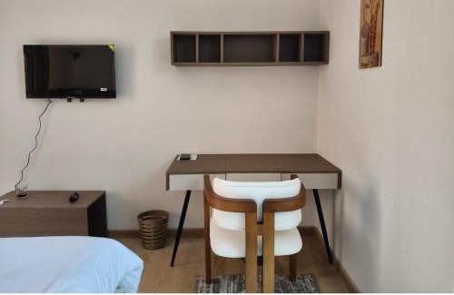 New Cairo Bed & Breakfast | غرفة ماستر بتراس سكن العاصمة
