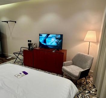 Al Aqiq Apartment | غرفه فندقيه فاخره
