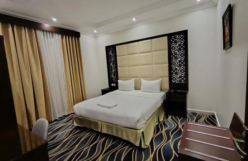 Qurish Street Hotel | فندق المهاجر للشقق المخدومة بالبوادي