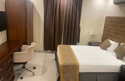 Jeddah Hotel | فندق زهرة جده