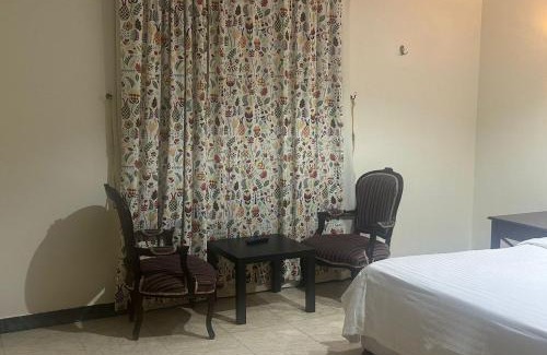 Al-Hamra'a Hotel | فندق قصر الشاطئ