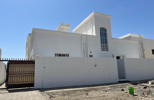 Seeb Villa | فيلا ارضي مؤثثة مكيفة للإيجار بالمعبيلة ولاية السيب مسقط