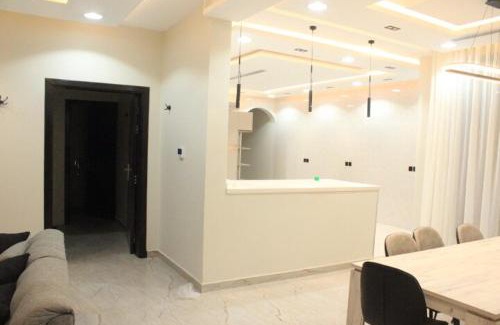 Az Zulfi Villa | فيلا راقية وسط المدينة