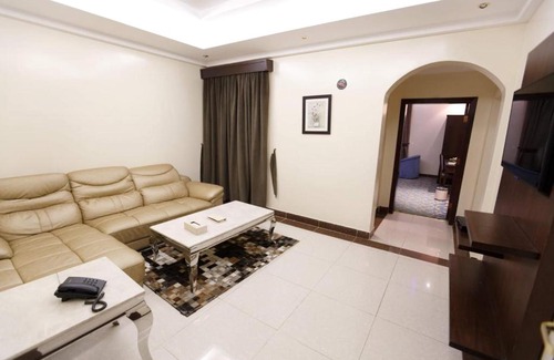 Yanbu Apartment | قصر اليمامة للشقق المخدومة Al Yamama Palace Serviced Apartments