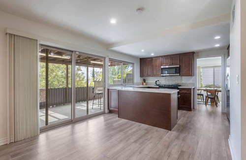 Sunland-Tujunga House | ৎ୭ Elm Mountain Viewৎ୭ Fire pit, quiet and more