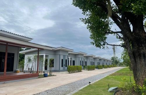 Klaeng Resort | กลางนา รีสอร์ท